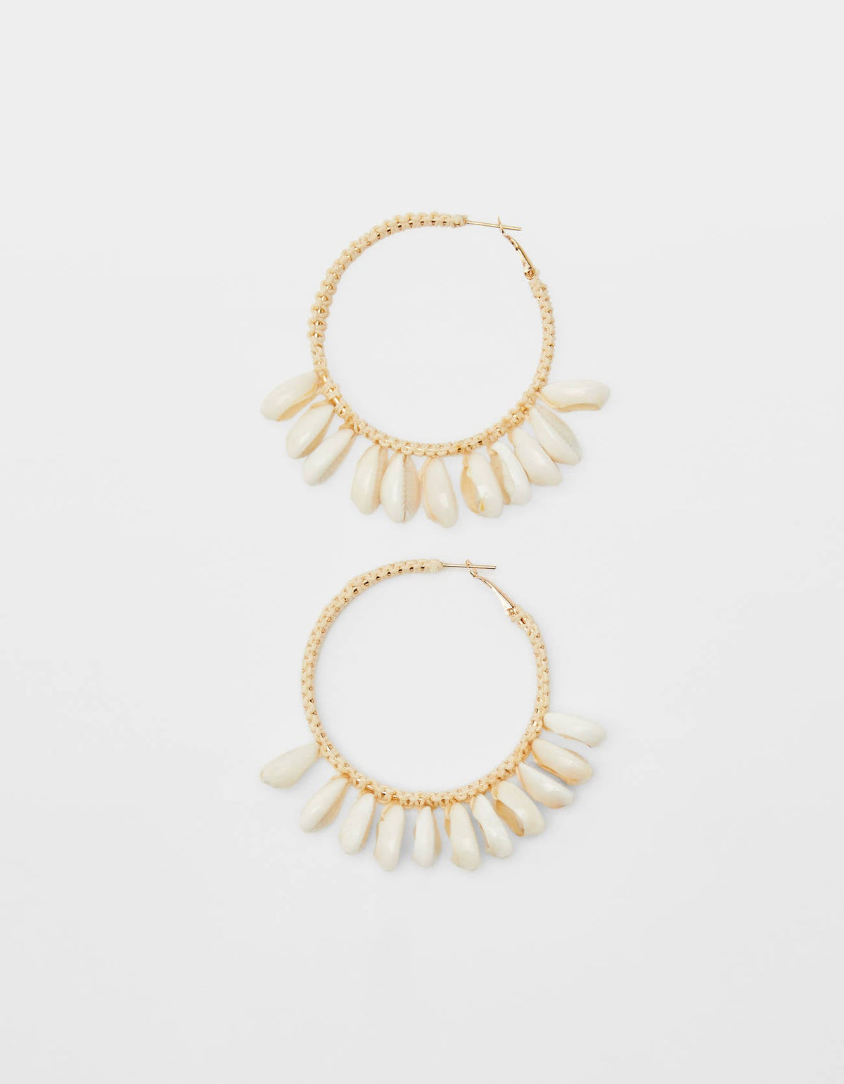 Crazybeautiful Seashell hoop earrings