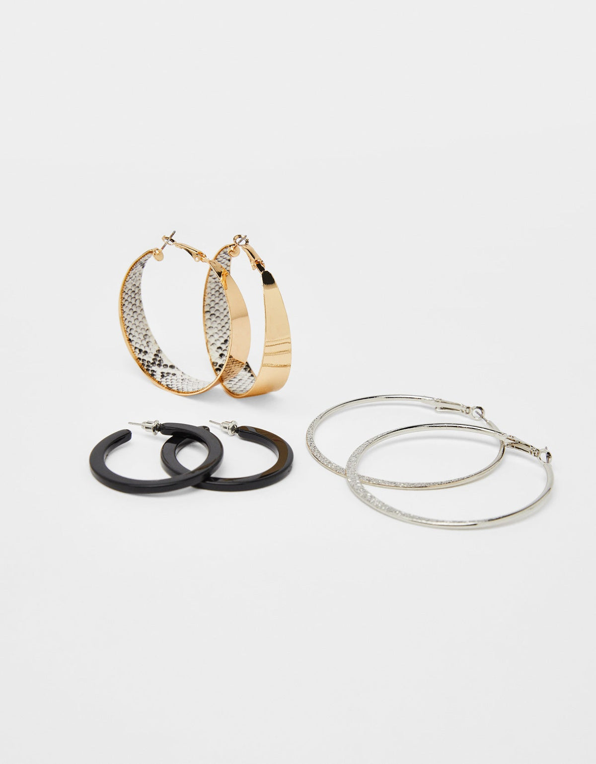 Crazybeautiful Set of 3 pairs of hoop earrings