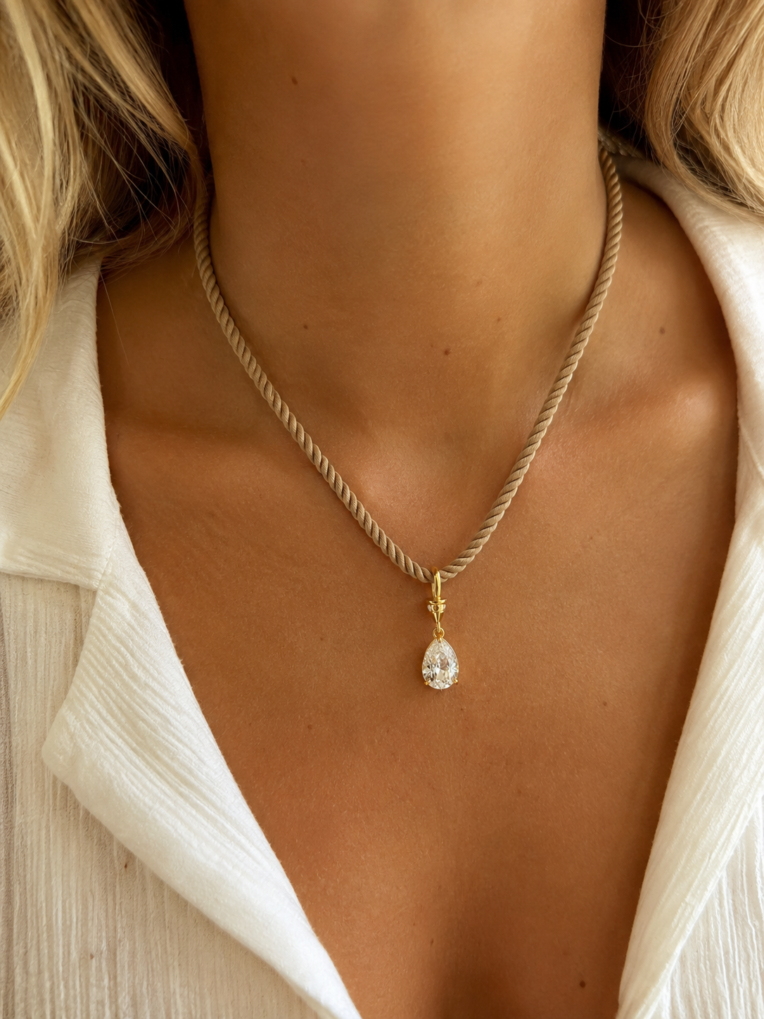 Dune Drop Cord Necklace